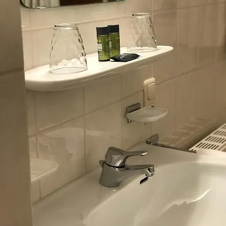 לינה וארוחת בוקר Haus Waltraud באד ווייסי